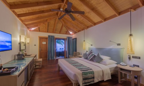 Jacuzzi Beach Villa